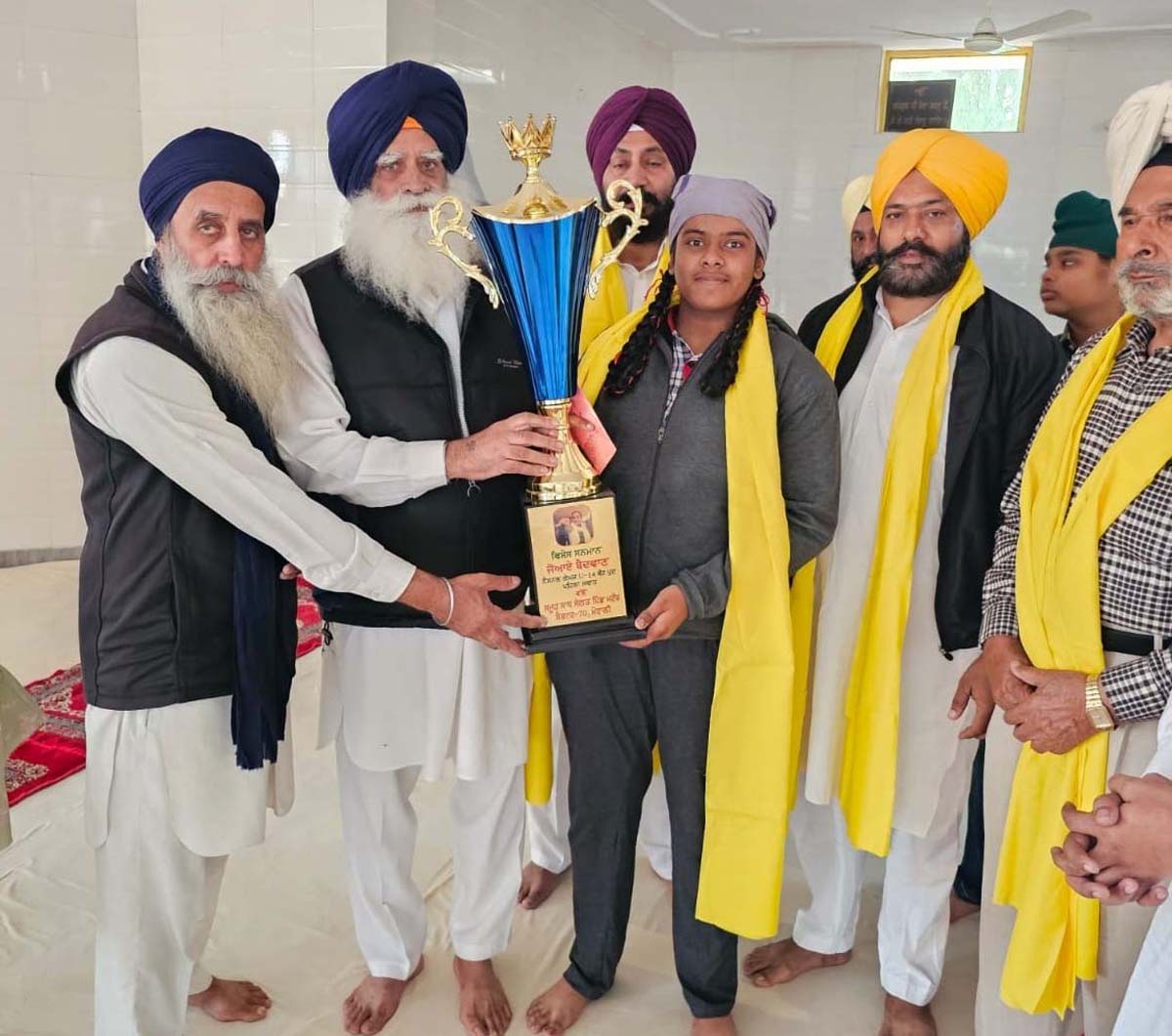 ਨੈਸ਼ਨਲ ਰਿਕਾਰਡ ਬਣਾਉਣ ਵਾਲੀ ਜੁਆਏ ਬੈਦਵਾਨ ਨੂੰ ਸਨਮਾਨਿਤ ਕੀਤਾ